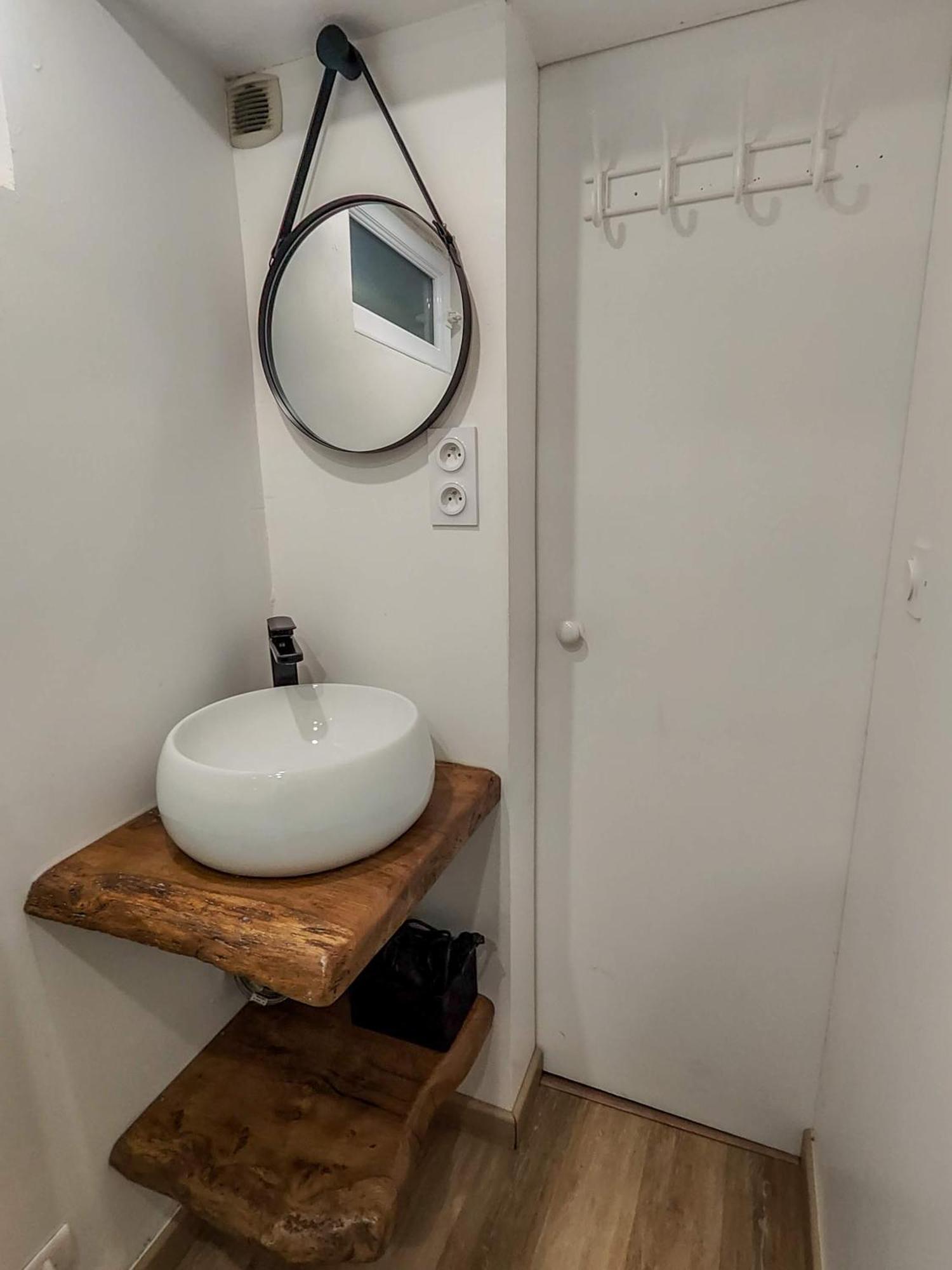Agreable Maison Renovee En Hyper Centre Avec Patio Pornic Ngoại thất bức ảnh